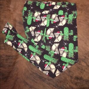 Lularoe Christmas fox leggings tall & curvy